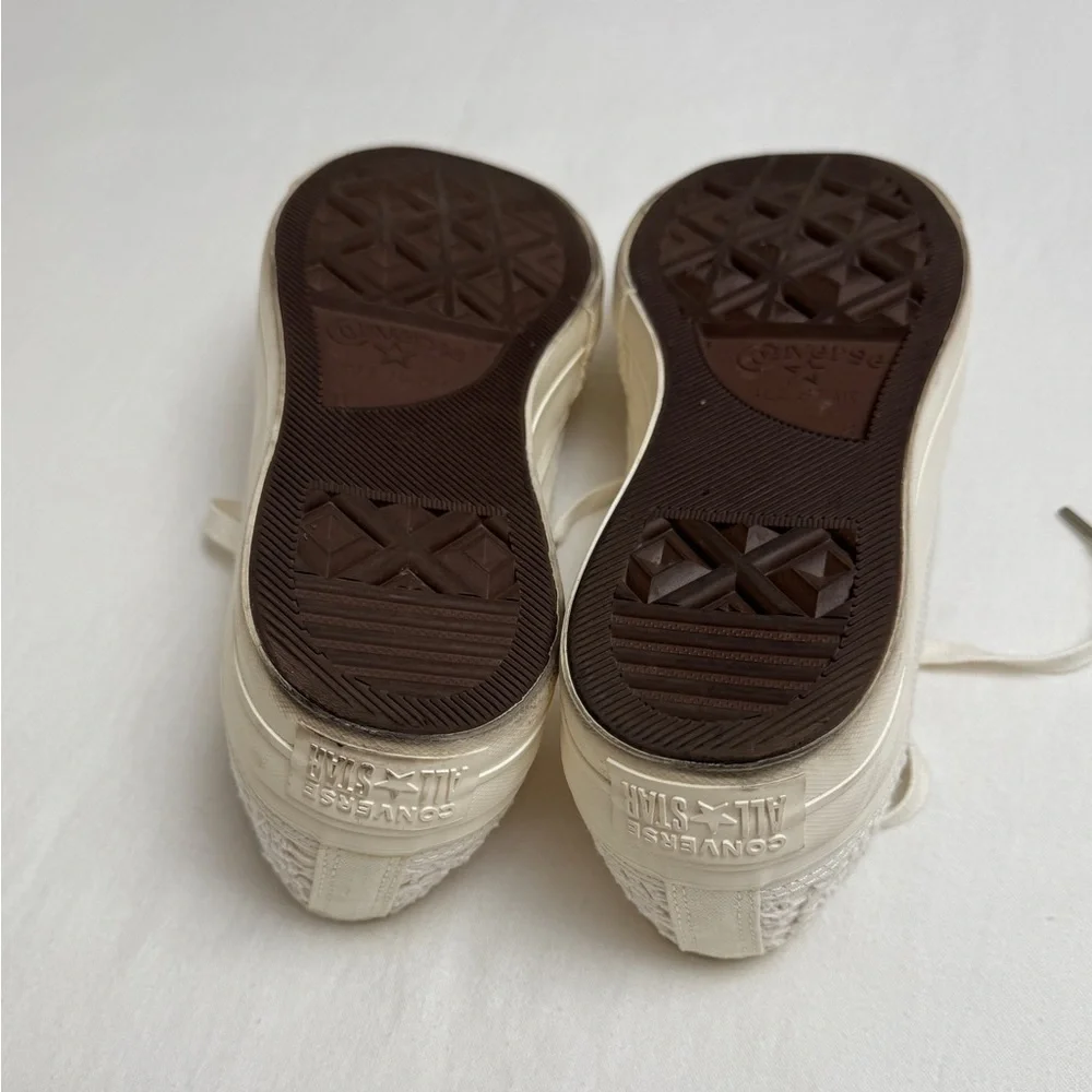 Converse Platform Low Tops In Off White Ivory Size 10 Boho Floral Embroidered